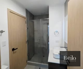 ALQUILER APARTAMENTO BONADIEZ ZONA 1O — Apartamento en Alquiler en Bonadiez, Zona 10, Guatemala, Ciudad — miniatura 13 de 13