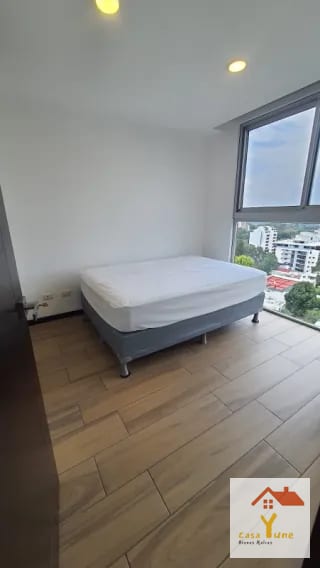 APARTAMENTO EN ALQUILER ZONA 15 AMUEBLADO VISTA HERMOSA CASSIA — Apartamento en Alquiler en Cassia, Zona 15, Guatemala, Ciudad — miniatura 4 de 16