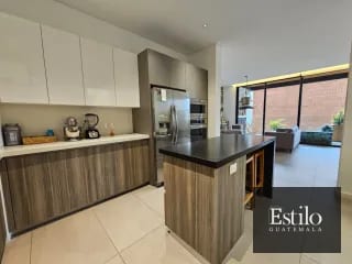 APARTAMENTO EN VENTA MARANATA OAKLAND Z.10 — Apartamento en Venta en Maranta Oakland, Zona 10, Guatemala, Ciudad — miniatura 4 de 17
