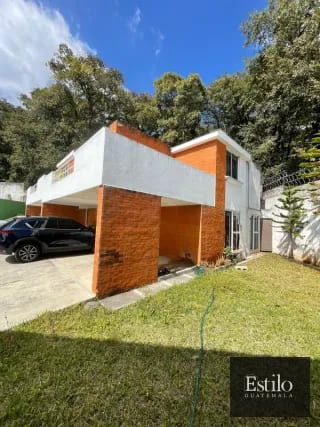 CASA EN VENTA ALAMEDAS DEL ENCINAL Z.7 — Casa en Venta en Alameda del Encinal III, Zona 7 Mixco, Guatemala, Ciudad — miniatura 1 de 11