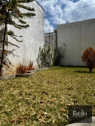 CASA EN VENTA ALAMEDAS DEL ENCINAL Z.7 — Casa en Venta en Alameda del Encinal III, Zona 7 Mixco, Guatemala, Ciudad — miniatura 8 de 11