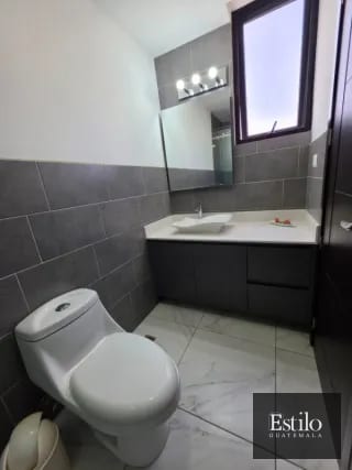 APARTAMENTO EN ALQUILER FOUNTAINBLEAU — Apartamento en Alquiler en Fontainebleau, Zona 15, Guatemala, Ciudad — miniatura 11 de 11