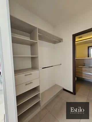 APARTAMENTO EN ALQUILER ZONA 10 — Apartamento en Alquiler en Zona 10, Guatemala, Ciudad — miniatura 6 de 12