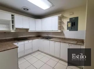 APARTAMENTO EN ALQUILER REAL DE LA VILLA Z.10 — Apartamento en Alquiler en Real de la Villa, Zona 10, Guatemala, Ciudad — miniatura 2 de 9