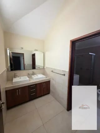 Casa En Venta Villas De Entreverdes — Casa en Venta en Villas de Entreverdes, Carretera a El Salvador, Guatemala, Ciudad — miniatura 6 de 9