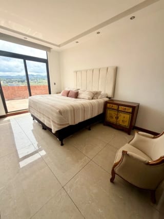ALQUILO AMPLIO Y HERMOSO PENTHOUSE AMUEBLADO EN VH 1, zona 15 — Apartamento en Alquiler en Zona 15, Guatemala, Ciudad — miniatura 11 de 14