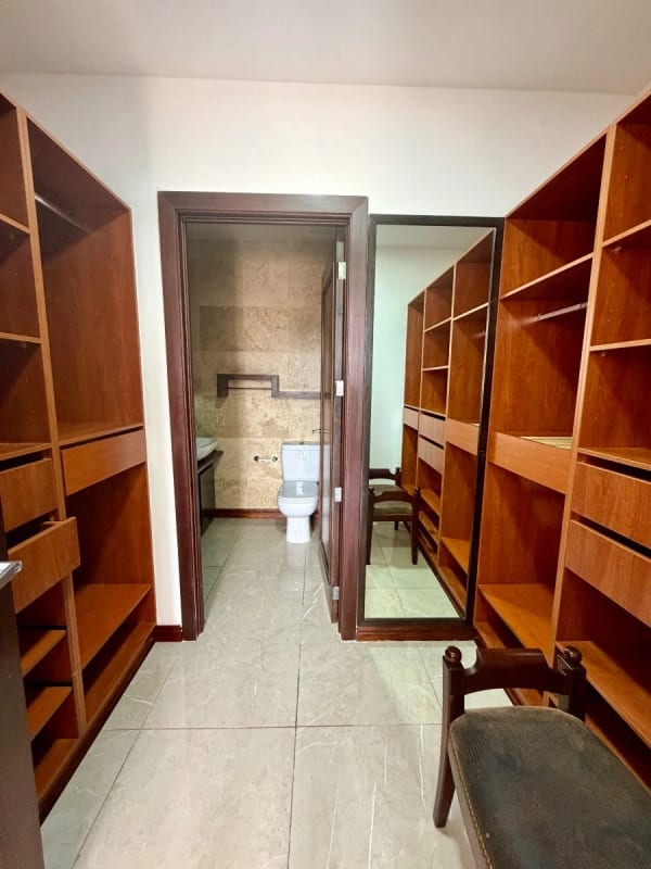 ALQUILO AMPLIO Y HERMOSO PENTHOUSE AMUEBLADO EN VH 1, zona 15 — Apartamento en Alquiler en Zona 15, Guatemala, Ciudad — foto 10 de 14