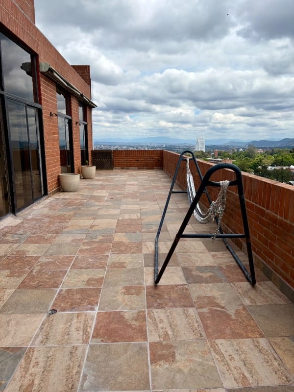 ALQUILO AMPLIO Y HERMOSO PENTHOUSE AMUEBLADO EN VH 1, zona 15 — Apartamento en Alquiler en Zona 15, Guatemala, Ciudad — foto 3 de 14