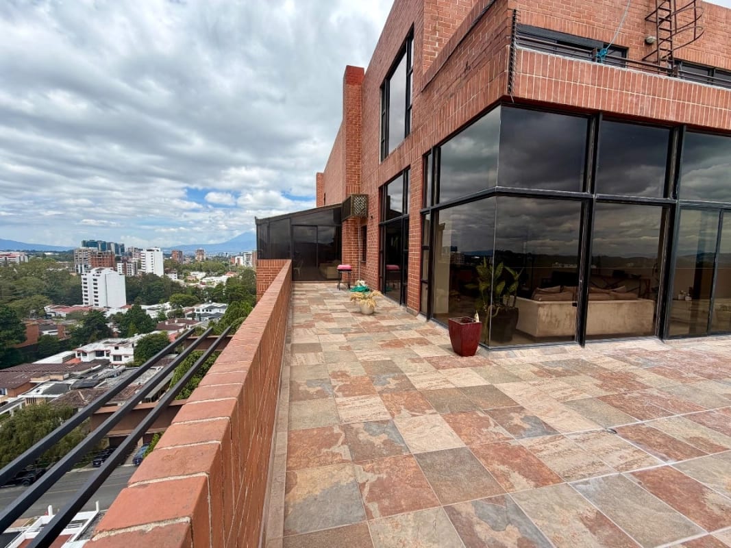 ALQUILO AMPLIO Y HERMOSO PENTHOUSE AMUEBLADO EN VH 1, zona 15 — Apartamento en Alquiler en Zona 15, Guatemala, Ciudad — foto 2 de 14