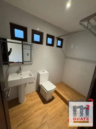 Casa en condominio en Renta, Santa Catarina Pinula — Casa en Alquiler en Santa Catarina Pinula, Guatemala, Ciudad — miniatura 16 de 17