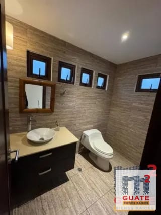 Casa en condominio en Renta, Santa Catarina Pinula — Casa en Alquiler en Santa Catarina Pinula, Guatemala, Ciudad — miniatura 13 de 17