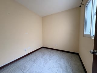 CASA GRANDE EN VENTA CIUDAD SAN CRISTOBAL A POCOS METROS DE CENTRO COMERCIAL MIX — Casa en Venta en Zona 8 Mixco, Guatemala, Ciudad — miniatura 7 de 17