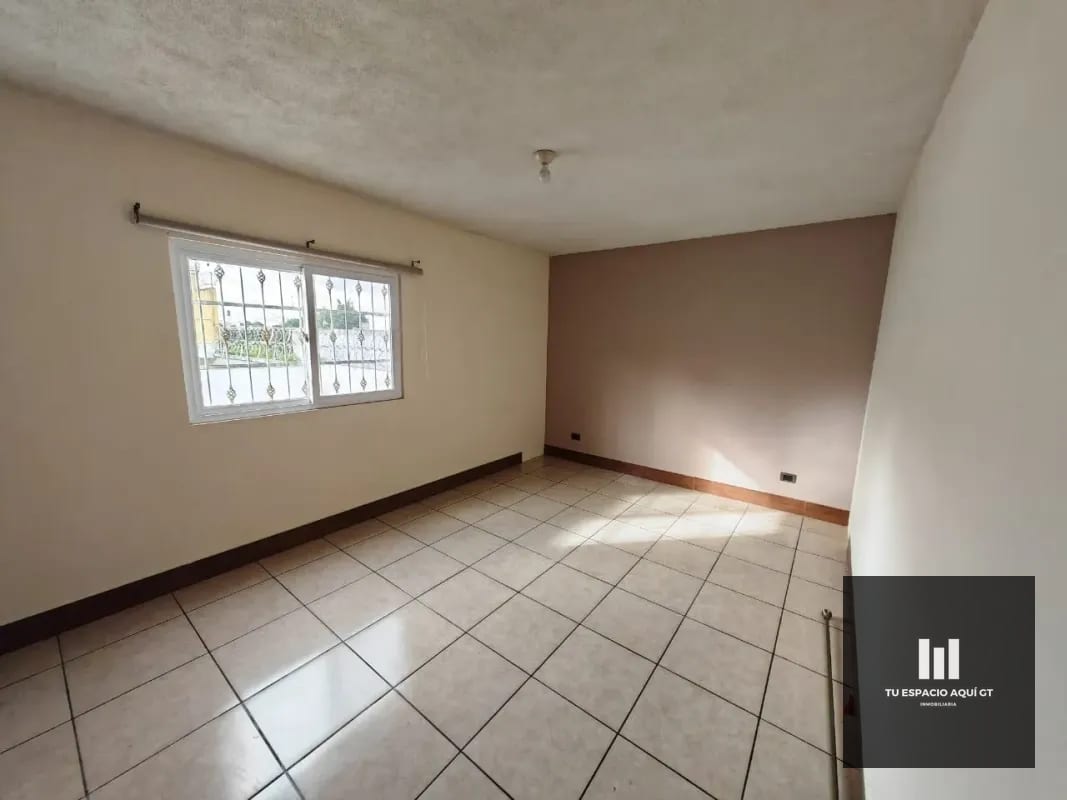 Lujosa Casa En Venta - Hacienda Real, Zona 16 — Casa en Venta en Zona 16, Guatemala, Ciudad — foto 10 de 17