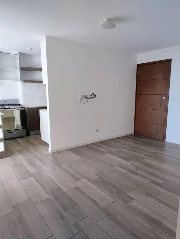 Rento Apartamento / Edificio Condado 14 (La villa) — Apartamento en Alquiler en Condado La Villa, Zona 14, Guatemala, Ciudad — foto 3 de 12