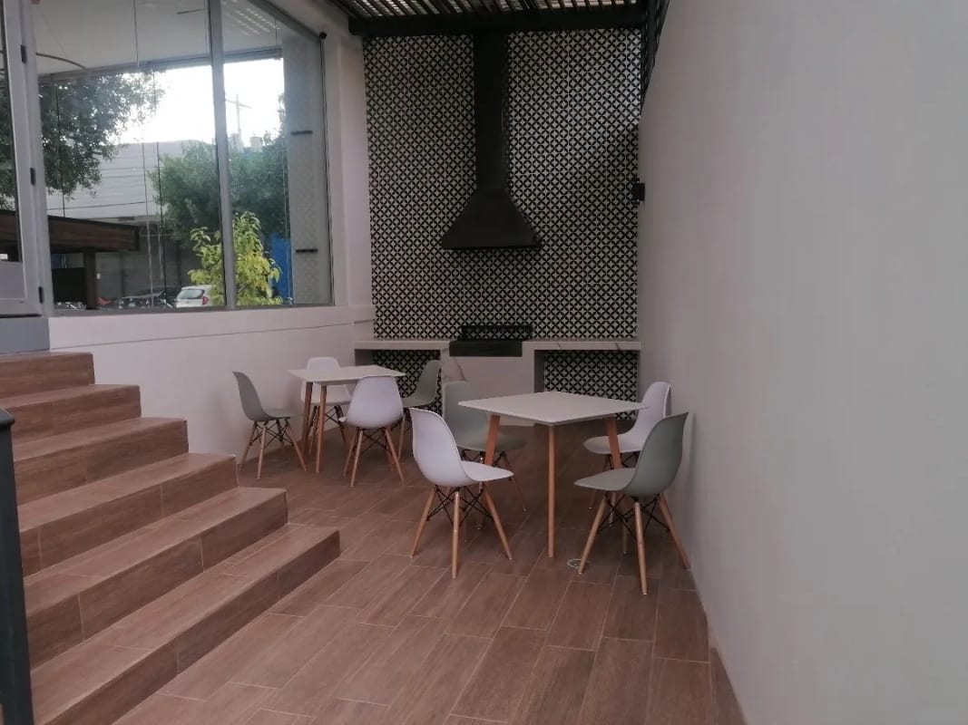 Rento Apartamento / Edificio Condado 14 (La villa) — Apartamento en Alquiler en Condado La Villa, Zona 14, Guatemala, Ciudad — foto 9 de 12