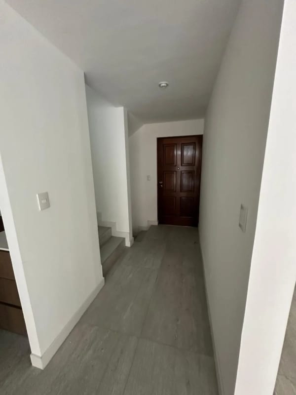 Casa Remodelada en Venta Zona 10 — Casa en Venta en Zona 10, Guatemala, Ciudad — foto 8 de 10