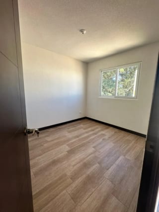 Casa en Venta Condado Florenza San José Pinula — Casa en Venta en Condado Florenza, San José Pinula, Guatemala, Ciudad — miniatura 3 de 9