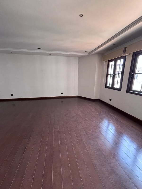 Lindo apartamento en renta en Durian Cayala zona 16 — Apartamento en Alquiler en Ciudad Cayalá, Zona 16, Guatemala, Ciudad — foto 3 de 4