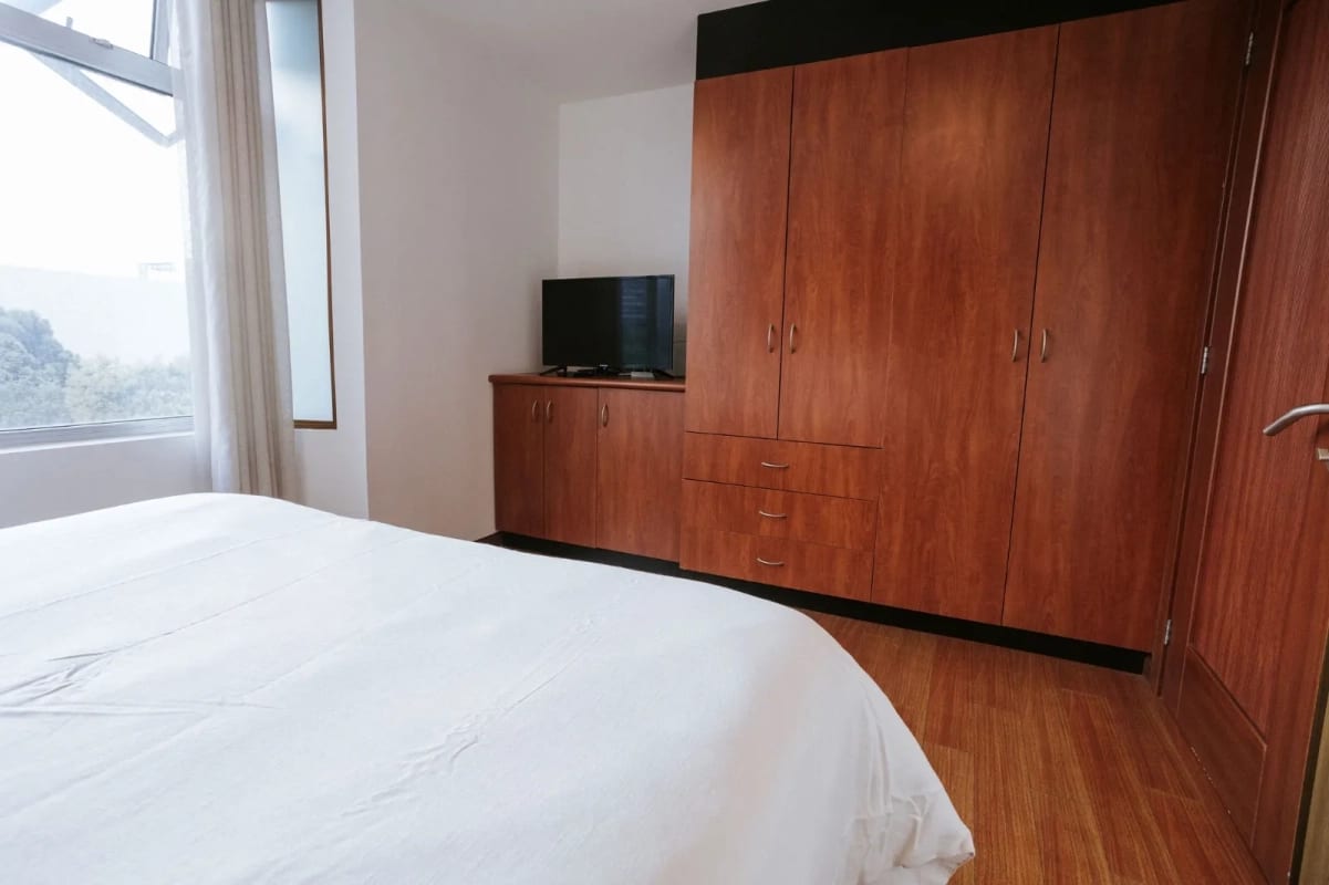 Lindo apartamento amueblado de 1 dormitorio en zona 13 — Apartamento en Alquiler en Zona 13, Guatemala, Ciudad — foto 8 de 10