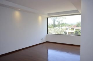 VENTA DE  APARTAMENTO EN EDIFICIO TARRAGONA ZONA 15 — Apartamento en Venta en Tarragona, Zona 15, Guatemala, Ciudad — miniatura 10 de 16