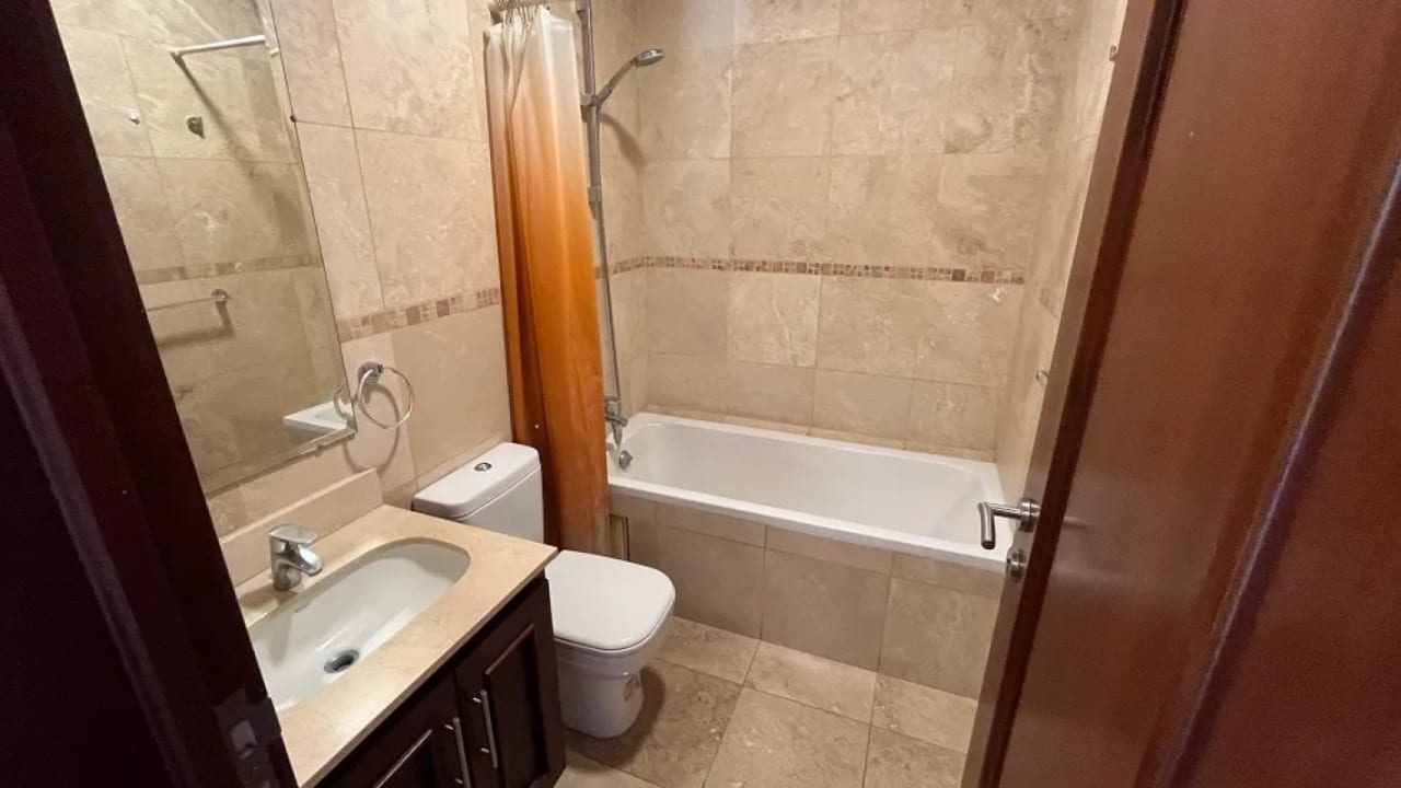VENTA DE  APARTAMENTO EN EDIFICIO TARRAGONA ZONA 15 — Apartamento en Venta en Tarragona, Zona 15, Guatemala, Ciudad — foto 8 de 16
