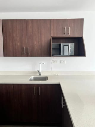 VENTA APARTAMENTO EN EDIFICIO 3-85 VISTA HERMOSA I — Apartamento en Venta en Edificio 3-85, Zona 15, Guatemala, Ciudad — miniatura 8 de 11