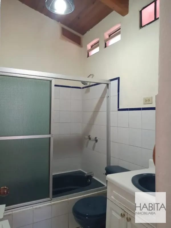 Renta de Casa en EL SOCORRO, Km. 12.7 carr. a El Salvador — Casa en Alquiler en Carretera a El Salvador, Guatemala, Ciudad — foto 12 de 15