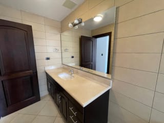 APARTAMENTO RENTA ZONA 16 , DURIAN CAYALA 144 MTS2, 3 DORMITORIOS $1,800 INCLUYE MANT E IVA EN CIUDAD CAYALÁ — Apartamento en Alquiler en Zona 16, Guatemala, Ciudad — miniatura 6 de 7