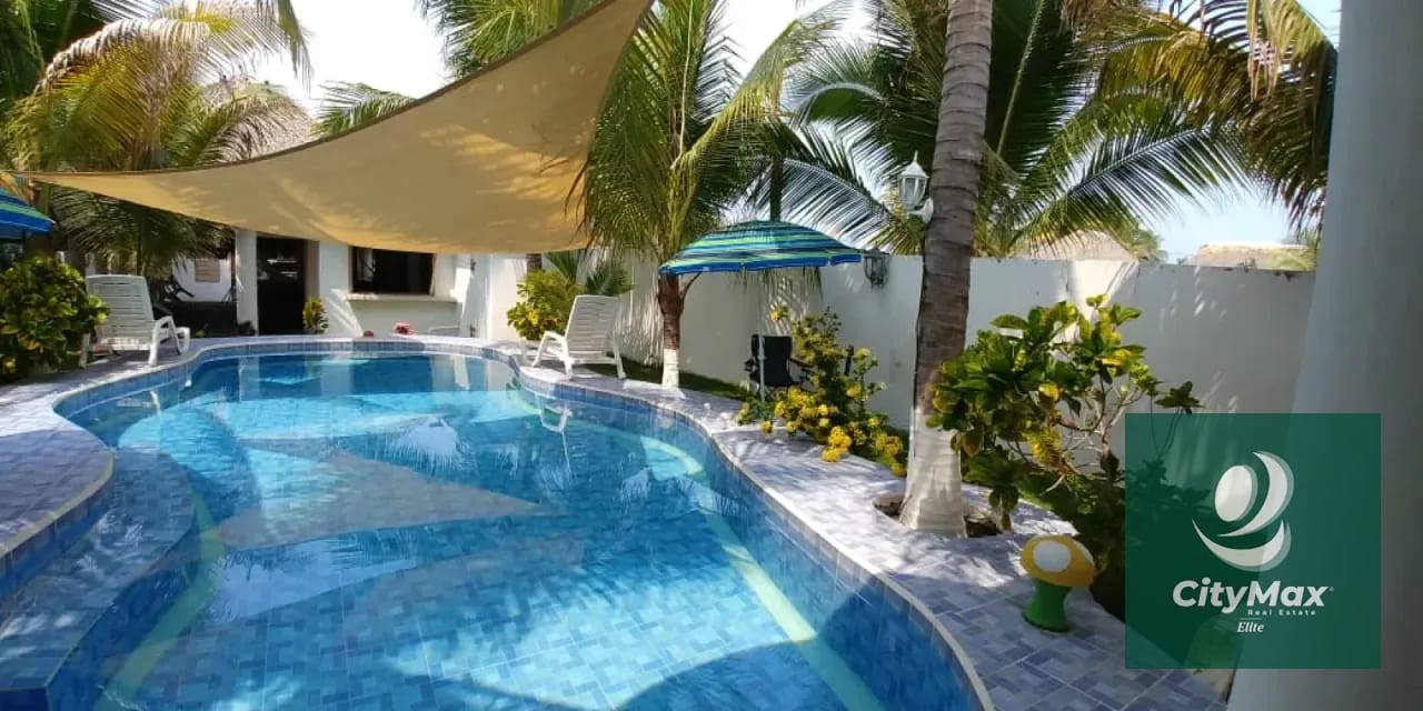 CASA EN VENTA - PLAYA HAWAII — Casa vacacional en Venta en Monterrico, Santa Rosa — foto 2 de 12
