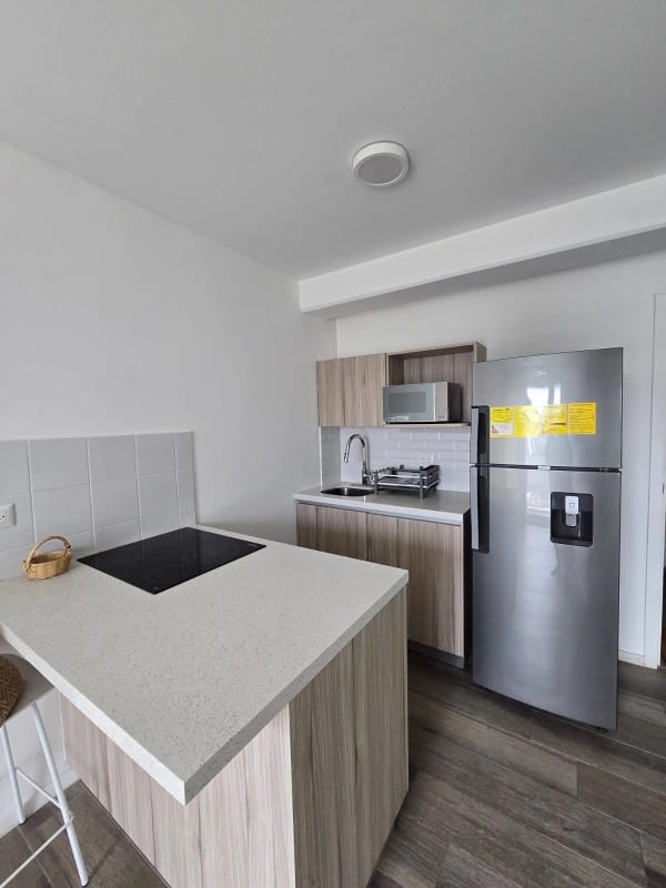 Narama zona 13, semi amueblado — Apartamento en Alquiler en Zona 13, Guatemala, Ciudad — foto 4 de 11