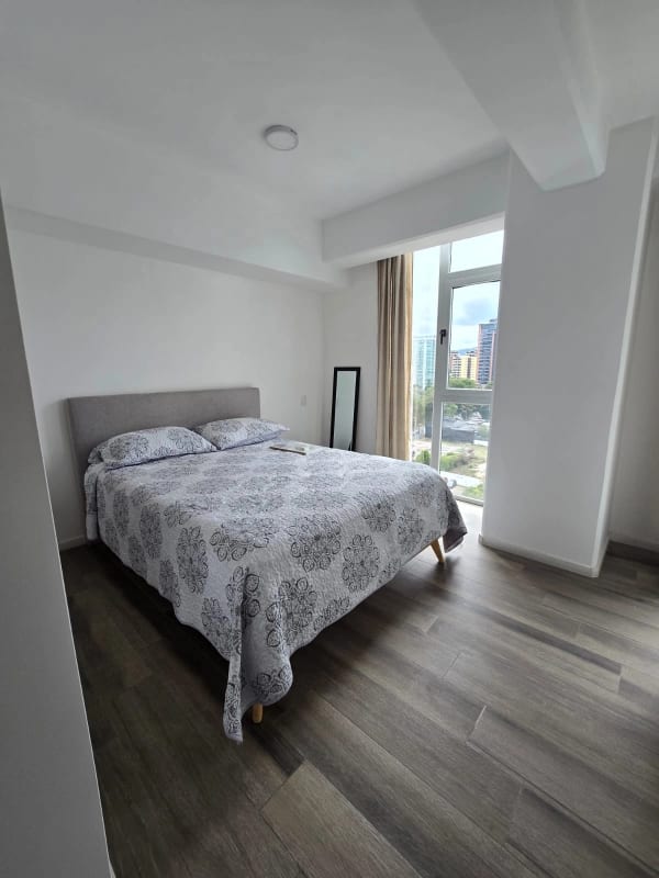 Narama zona 13, semi amueblado — Apartamento en Alquiler en Zona 13, Guatemala, Ciudad — foto 3 de 11