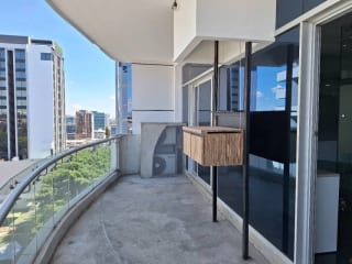 🚨 OFICINA EN RENTA / VENTA AMUEBLADA– EDIFICIO DUBAI CENTER, ZONA 10 🚨 — Oficina en Venta en Dubai Center, Zona 10, Guatemala, Ciudad — miniatura 3 de 14