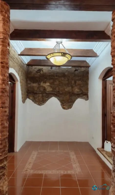 Hermosa Casa Colonial en Renta en Zona 1, Excelente Ubicación — Casa en Alquiler en Zona 1, Guatemala, Ciudad — foto 11 de 13