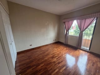 Amplia casa en Los Manantiales km 18 CAES — Casa en Venta en Carretera a El Salvador, Guatemala, Ciudad — miniatura 12 de 17