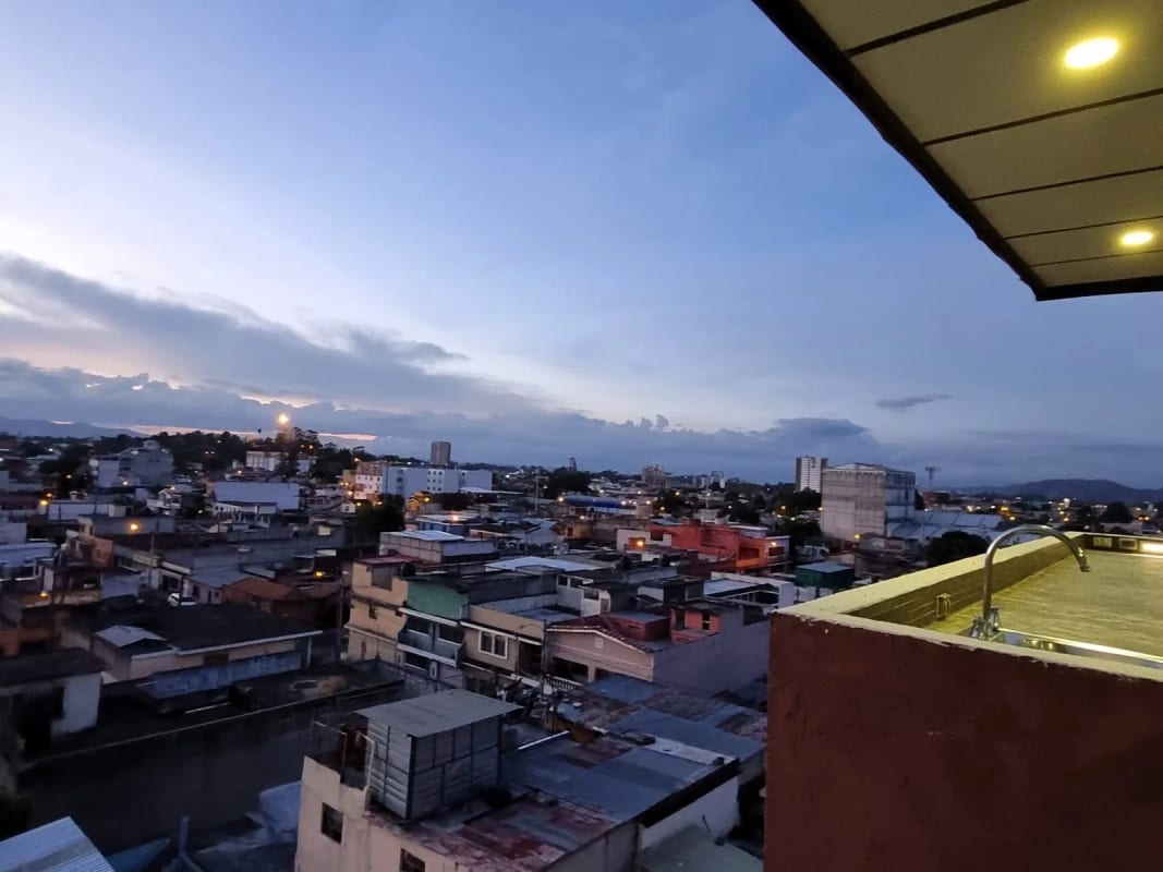 Apartamento en venta - Torre Entre Árboles - Zona 1 — Apartamento en Venta en Zona 1, Guatemala, Ciudad — foto 3 de 12