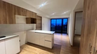 Apartamento en Alquiler | Edificio Cendana | Zona 9 | 2 habitaciones · Pet friendly — Apartamento en Alquiler en Cendana, Zona 9, Guatemala, Ciudad — miniatura 1 de 8