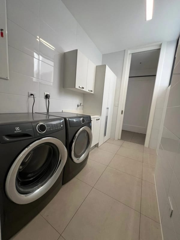 Renta de apartamento en Oakland zona 10 — Apartamento en Alquiler en Zona 10, Guatemala, Ciudad — foto 4 de 4