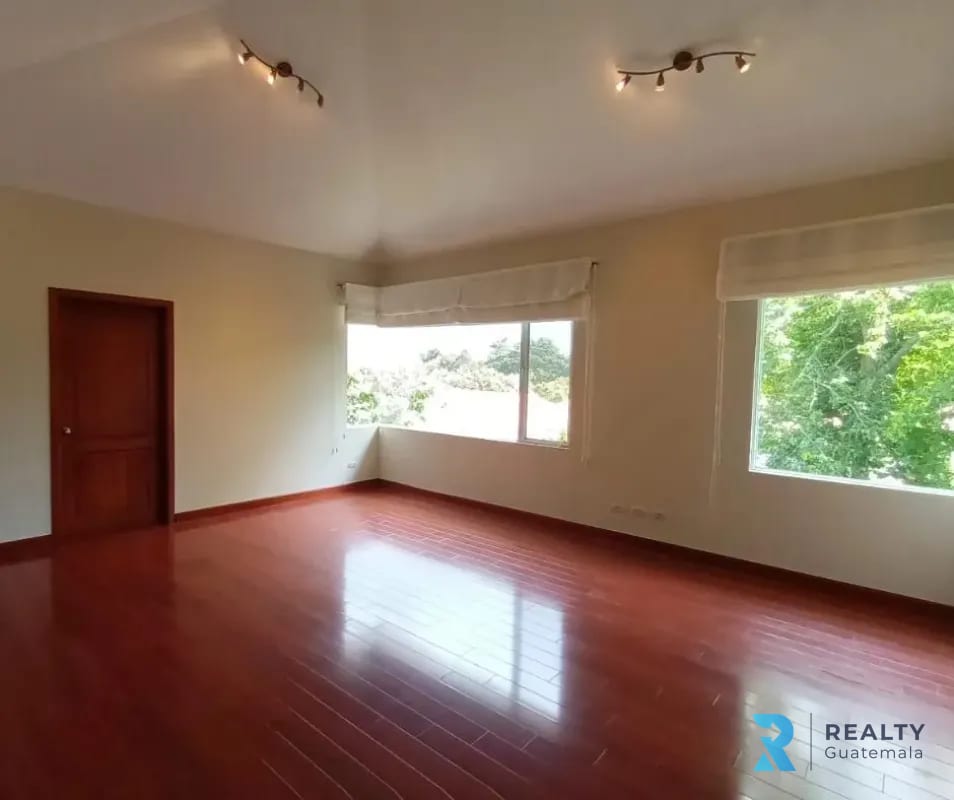 VENDO Casa Carretera a El Salvador, Condominio Portal del Bosque II — Casa en Venta en Portal del Bosque II, Carretera a El Salvador, Guatemala, Ciudad — foto 10 de 15