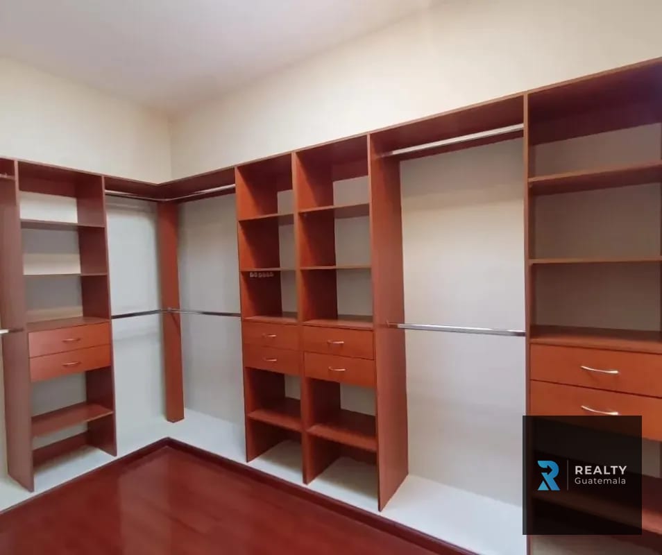VENDO Casa Carretera a El Salvador, Condominio Portal del Bosque II — Casa en Venta en Portal del Bosque II, Carretera a El Salvador, Guatemala, Ciudad — foto 8 de 15