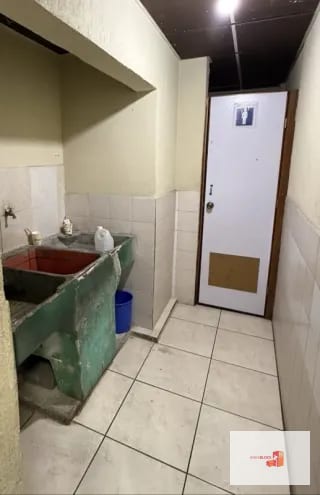 Bodega amplia de esquina en El Naranjo — Bodega / Ofibodega en Alquiler en Zona 4 Mixco, Guatemala, Ciudad — miniatura 3 de 8