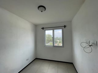 VENTA  DE APARTAMENTO EN ZONA 11 PARQUE 11 DE 3 DORMITORIOS — Apartamento en Venta en Parque 11, Zona 11, Guatemala, Ciudad — miniatura 6 de 13