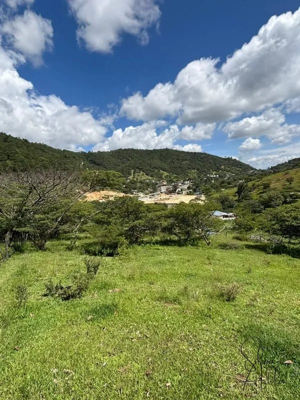 Terreno en venta en Huehuetenango salida a carretera — Terreno en Venta en Huehuetenango, Huehuetenango — foto 11 de 17