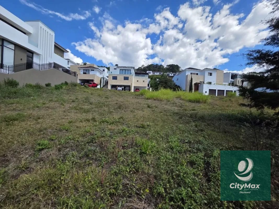 Terreno Residencial en Venta en Lomas de San Isidro Zona 16 Guatemala — Terreno en Venta en Zona 16, Guatemala, Ciudad — foto 13 de 16