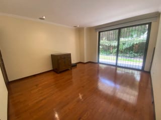APARTAMENTO CON JARDÍN PRIVADO EN ZONA 14 – PLENUM CATORCE 100 M² DE JARDÍN — Apartamento en Alquiler en Zona 14, Guatemala, Ciudad — miniatura 5 de 8