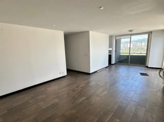Apartamento en RENTA zona 10 — Apartamento en Alquiler en Verona, Zona 10, Guatemala, Ciudad — miniatura 4 de 13
