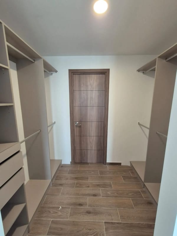 Renta Apartamento Parque 14 3hab y 1 servicio — Apartamento en Alquiler en Parque 14, Zona 14, Guatemala, Ciudad — foto 13 de 16