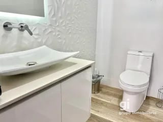 PH industrial, con una gran terraza en venta en zona 14 — Apartamento en Venta en Zona 14, Guatemala, Ciudad — miniatura 5 de 13