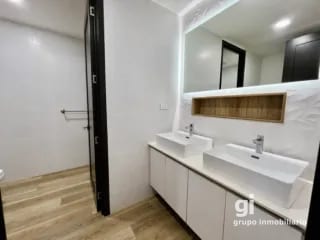 PH industrial, con una gran terraza en venta en zona 14 — Apartamento en Venta en Zona 14, Guatemala, Ciudad — miniatura 3 de 13