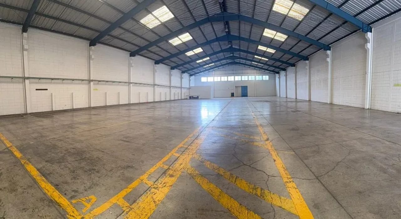 Venta o Alquiler  de Bodega en Ciudad San Cristobal en Granjas — Bodega / Ofibodega en Venta en Zona 8 Mixco, Guatemala, Ciudad — foto 7 de 8