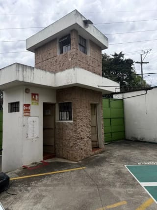 Venta o Alquiler  de Bodega en Ciudad San Cristobal en Granjas — Bodega / Ofibodega en Venta en Zona 8 Mixco, Guatemala, Ciudad — miniatura 2 de 8